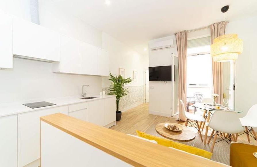 Fuencarral Apartment Madrid Bagian luar foto