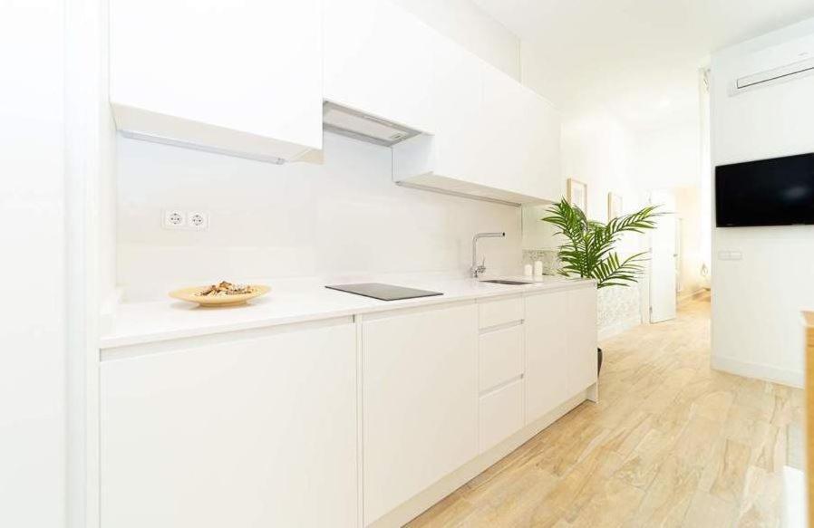 Fuencarral Apartment Madrid Bagian luar foto