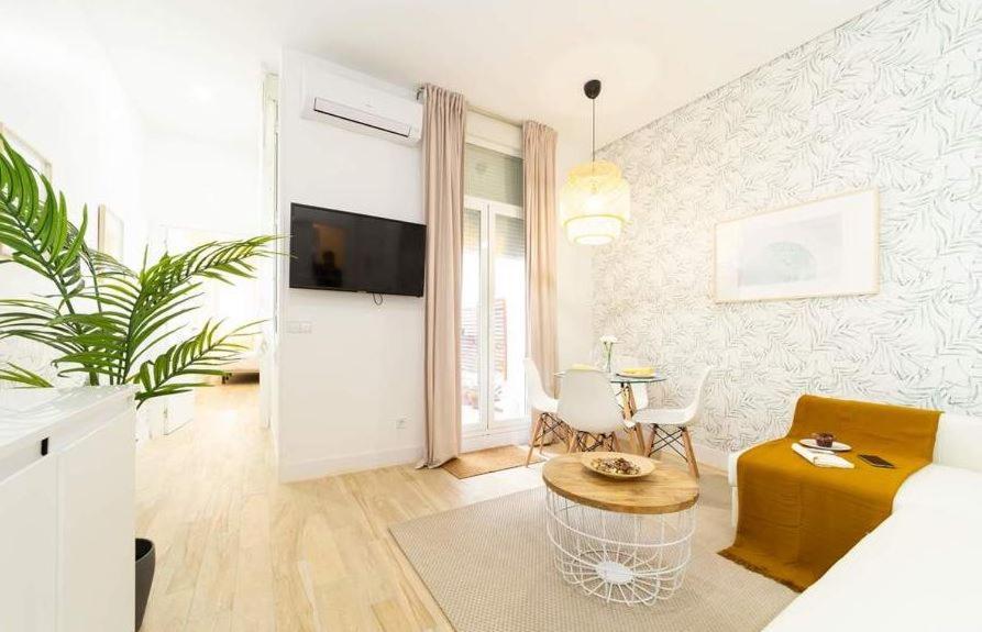 Fuencarral Apartment Madrid Bagian luar foto