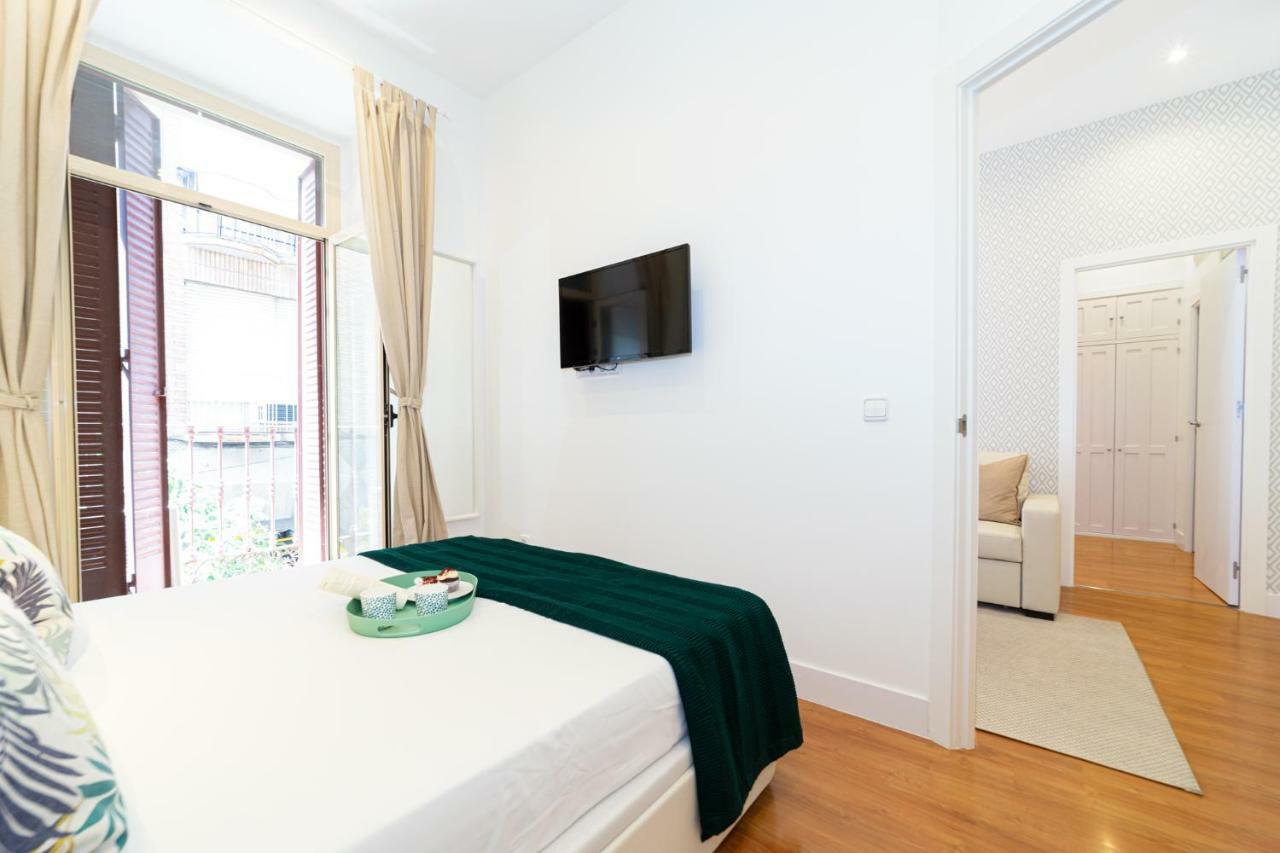 Fuencarral Apartment Madrid Bagian luar foto